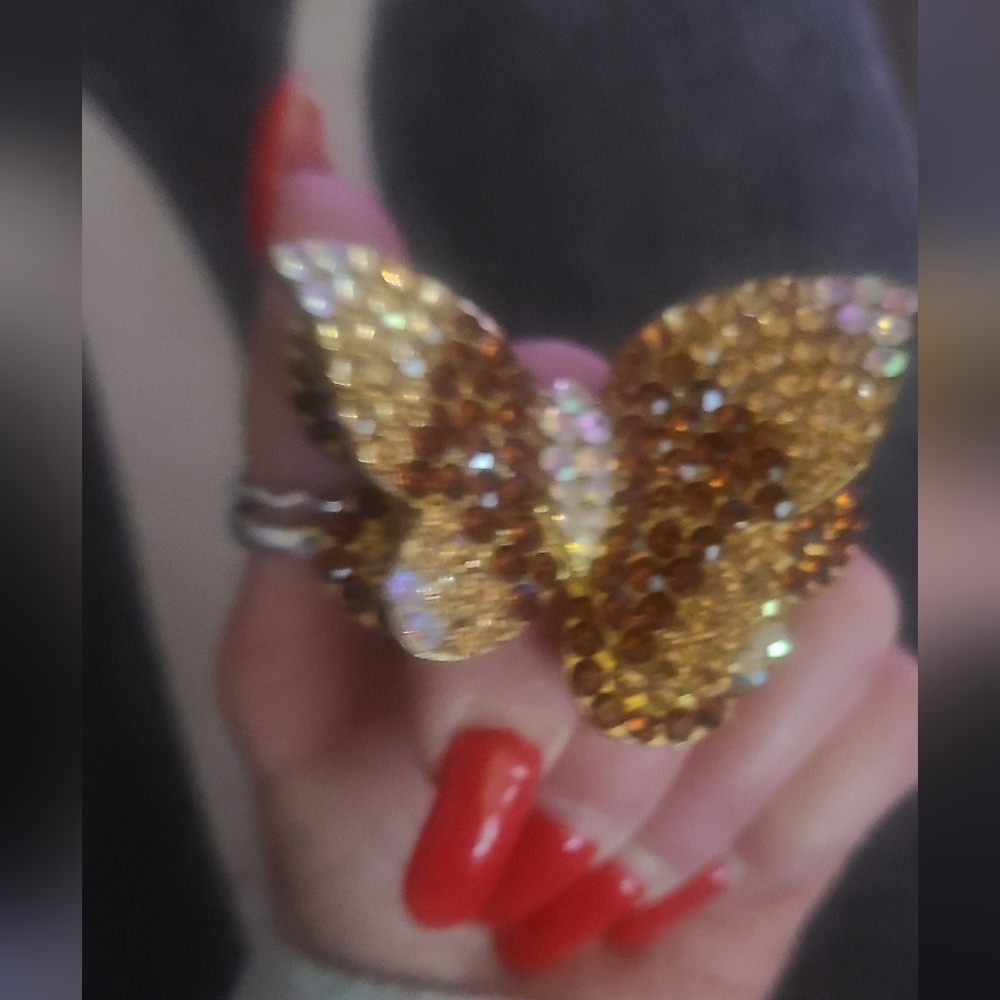 🔴 3 for 20 Costume Butterfly Ring - Picture 2 of 4